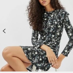 Topshop Women's Floral Ruffle Minidress  Size 8 US (fits like 6-8)